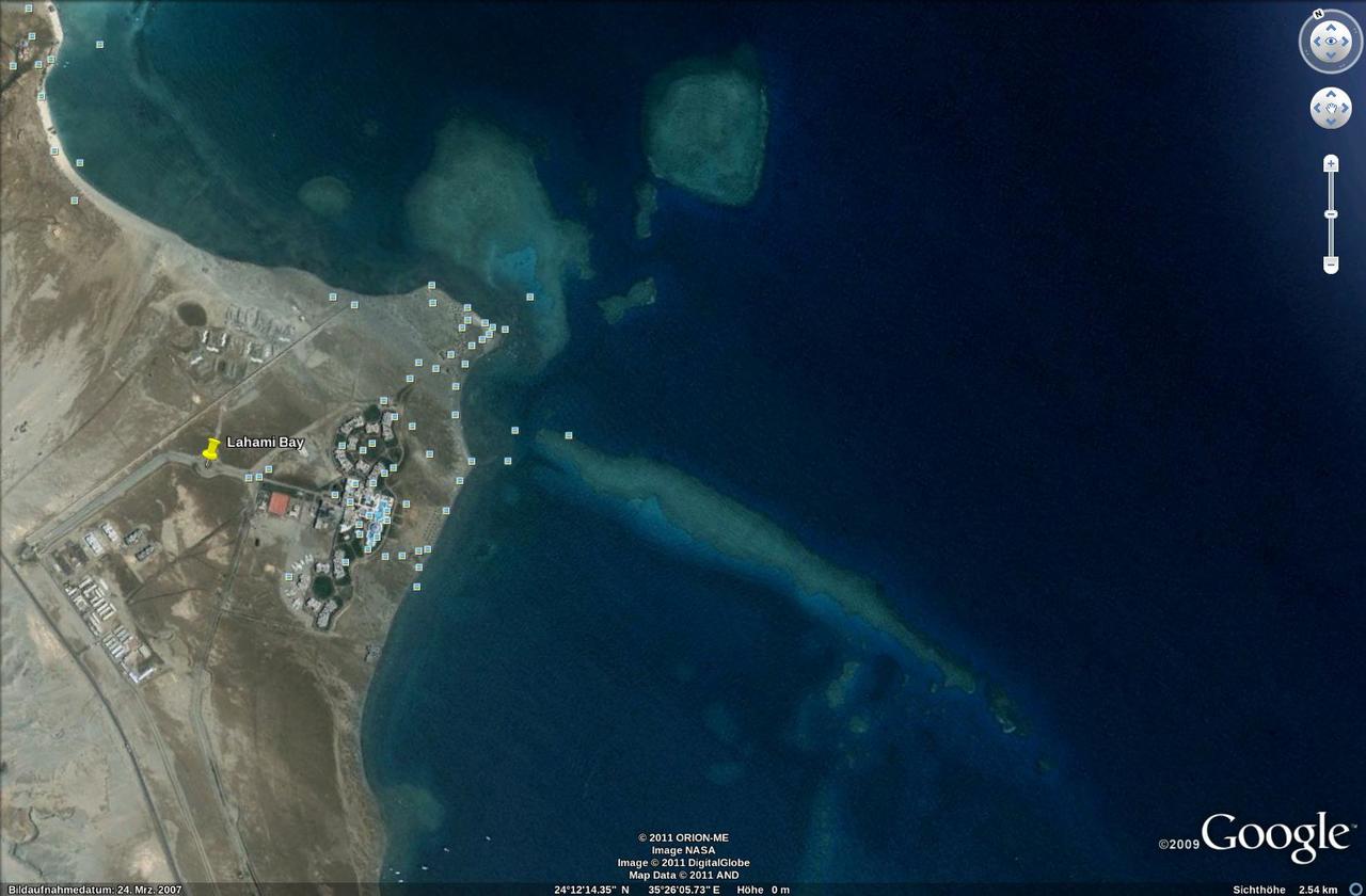 Lahami Bay - Rifflandschaft vom Satelliten